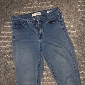 High wasted skinny jeans